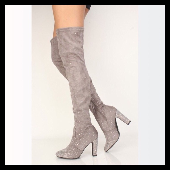 ❤️Size 8 Cape Robbin Rhinestone Thigh High Boot - Picture 5 of 8